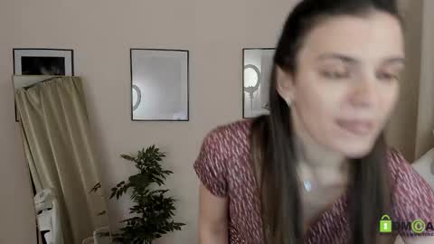 Snapshot of suzyjames chatting on 18, 1, 2025 Suzy next stream Thursday Friday Saturday online show from 18, 1, 2025