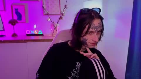 Eric online show from 10, 4, 2026