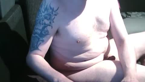 Snapshot of swartarn chatting on 3, 11, 2025 ArnSwart online show from 3, 11, 2025