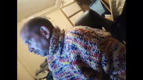 sweaterboy666 online show from 17, 9, 2025