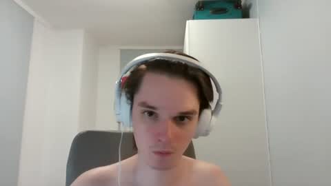 Snapshot of sweet6boy9 chatting on 18, 7, 2026 Sweet boy online show from 18, 7, 2026