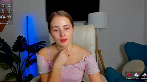 Snapshot of sweet__amily chatting on 1, 10, 2025 Sweet Amily online show from 1, 10, 2025