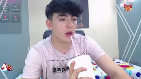 Snapshot of sweet__jeremy chatting on 8, 12, 2024 Jeremy online show from 8, 12, 2024