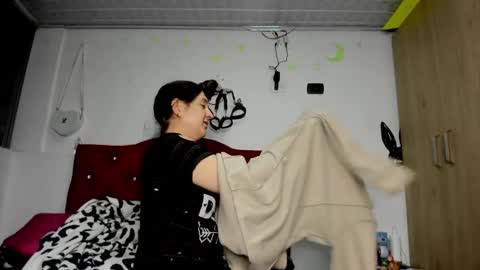 sweet__suck69bitch online show from 6, 1, 2025