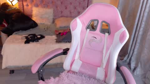 sweet__thang online show from 13, 9, 2025