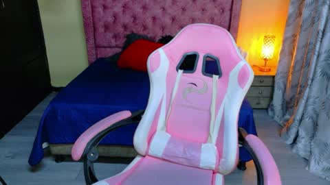 sweet__thang online show from 11, 4, 2026
