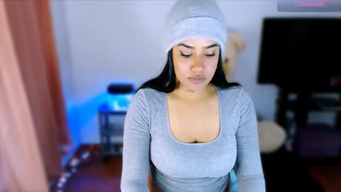 Stephanie online show from 2, 12, 2025