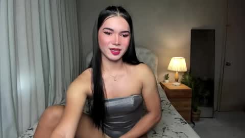 Snapshot of sweet_angel985251 chatting on 3, 11, 2025 SweetAangel online show from 3, 11, 2025