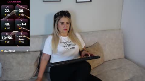 Bella Valery online show from 23, 10, 2025