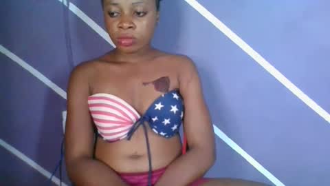 Snapshot of sweet_berry31 chatting on 2, 11, 2025 baby girl online show from 2, 11, 2025