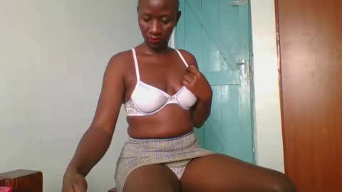 Snapshot of sweet_blackberry93 chatting on 31, 1, 2025 bella online show from 31, 1, 2025