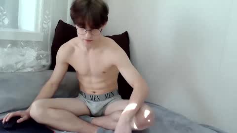 Sweet boy06 online show from 17, 3, 2026