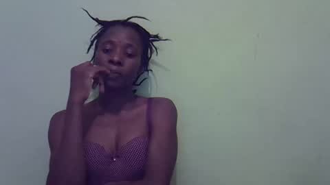 sweet_candie01 online show from 21, 11, 2025