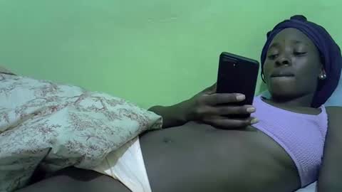 sweet_candie01 online show from 6, 1, 2026