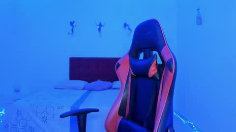 sweet_coral_ online show from 16, 4, 2026