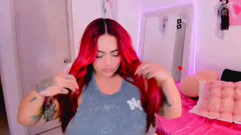Snapshot of sweet_doll_ chatting on 20, 10, 2025 Dulce ONLYFANS jessica78784405 online show from 20, 10, 2025
