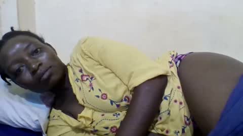 Snapshot of sweet_elena24 chatting on 26, 4, 2026 shillah online show from 26, 4, 2026