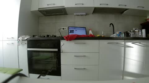 Snapshot of sweet_ella chatting on 24, 2, 2025 online show from 24, 2, 2025