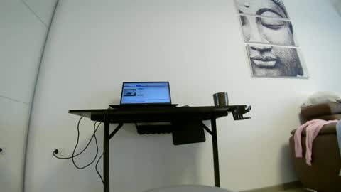 Snapshot of sweet_ella chatting on 8, 3, 2025 online show from 8, 3, 2025