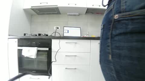 Snapshot of sweet_ella chatting on 11, 3, 2025 online show from 11, 3, 2025