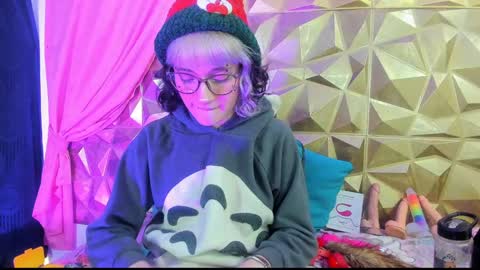  emmili  online show from 23, 12, 2024