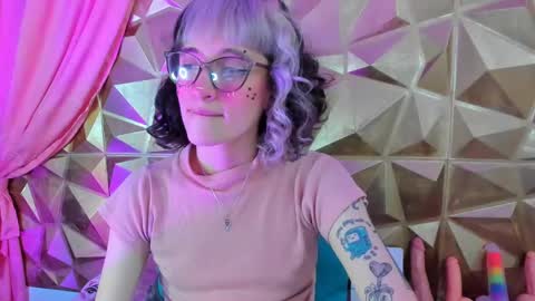  emmili  online show from 16, 2, 2025