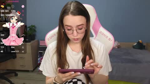 Alice online show from 4, 12, 2024