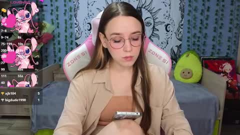 Alice online show from 12, 2, 2025