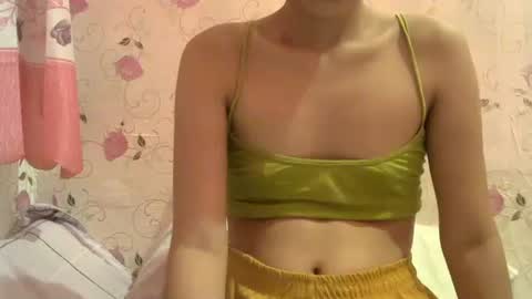 Snapshot of sweet_gamella chatting on 13, 1, 2025 Gael online show from 13, 1, 2025