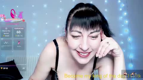 sweet_girl8484 online show from 16, 4, 2026