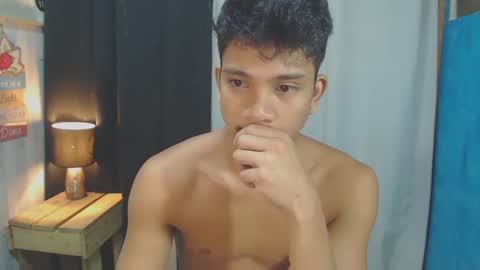 Snapshot of sweet_guyxx chatting on 28, 1, 2025 sweet_guyxx online show from 28, 1, 2025