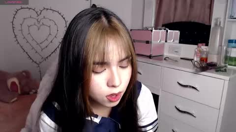 Snapshot of sweet_hannaah chatting on 29, 4, 2026 Hannah online show from 29, 4, 2026