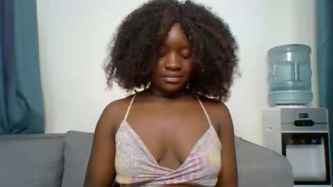 ESTHER NEEMA online show from 20, 10, 2025