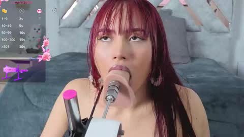 Snapshot of sweet_khristie chatting on 1, 10, 2025 KhristieJoin The Fan Club online show from 1, 10, 2025