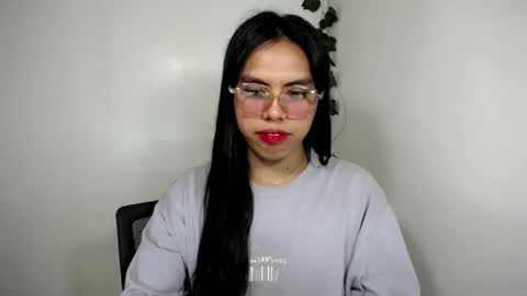 sweet_kyline69 online show from 23, 11, 2025