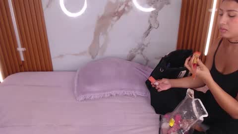 carollay online show from 4, 12, 2025