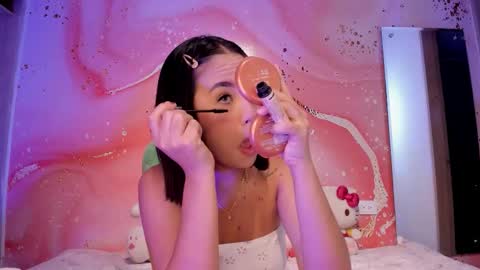 Snapshot of sweet_lemariee_ chatting on 25, 10, 2025 Lemarie online show from 25, 10, 2025