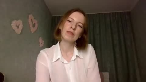 sweet_lilbunny online show from 21, 9, 2025