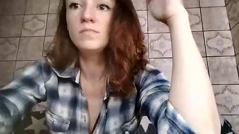 Snapshot of sweet_lilgirl_x chatting on 13, 7, 2026 Anna online show from 13, 7, 2026