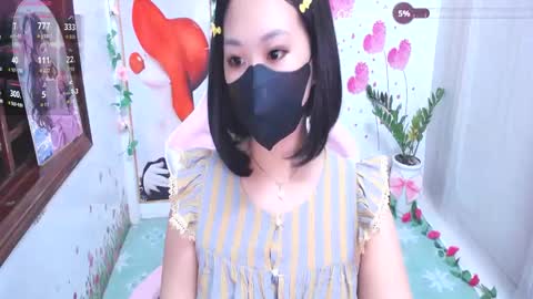 Snapshot of sweet_lily0 chatting on 20, 9, 2025 Lily online show from 20, 9, 2025