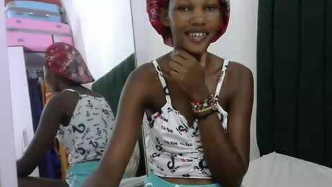 Snapshot of sweet_lisiours chatting on 3, 2, 2025 cindy online show from 3, 2, 2025