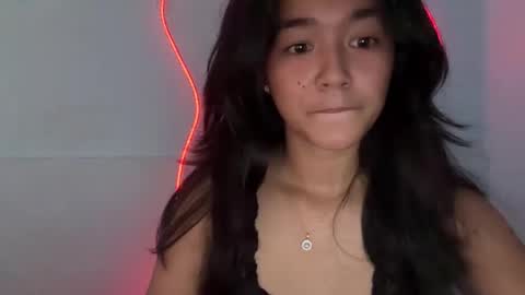 Snapshot of sweet_megan0 chatting on 13, 10, 2025 Megan online show from 13, 10, 2025