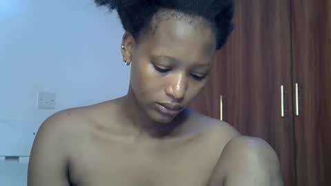 Snapshot of sweet_melod chatting on 20, 5, 2026 Linda online show from 20, 5, 2026