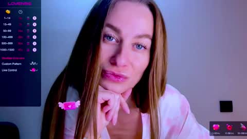 Snapshot of sweet_mia_91 chatting on 13, 10, 2025 Mia online show from 13, 10, 2025