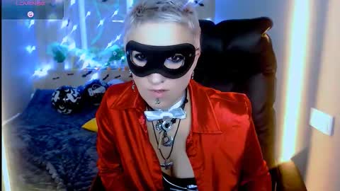 sweet_n_strong online show from 27, 10, 2025