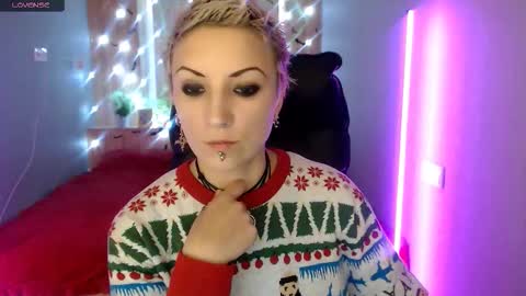 sweet_n_strong online show from 13, 11, 2025