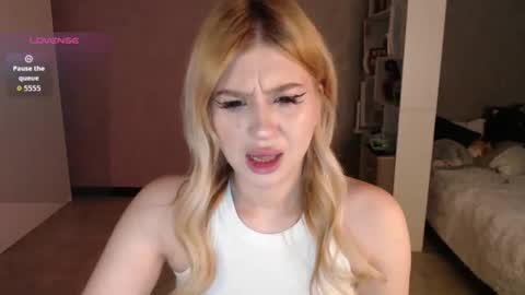 sweet_nicole_333 online show from 5, 11, 2025