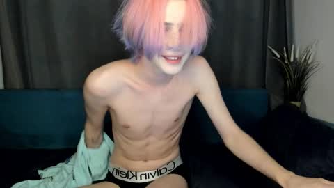 Snapshot of sweet_peach__ chatting on 21, 9, 2025 kira online show from 21, 9, 2025