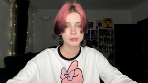 Snapshot of sweet_peach__ chatting on 10, 1, 2026 kira online show from 10, 1, 2026