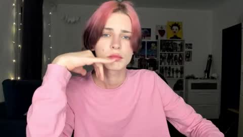 Snapshot of sweet_peach__ chatting on 11, 1, 2026 kira online show from 11, 1, 2026